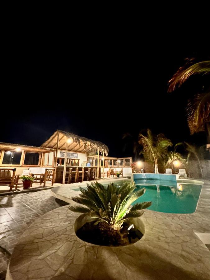 Hotel Puerto Antiguo Los Organos Bagian luar foto
