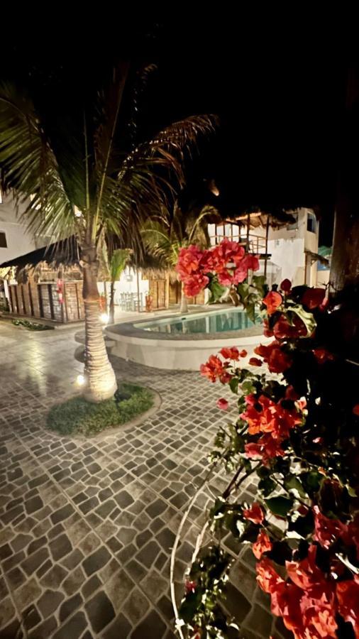 Hotel Puerto Antiguo Los Organos Bagian luar foto