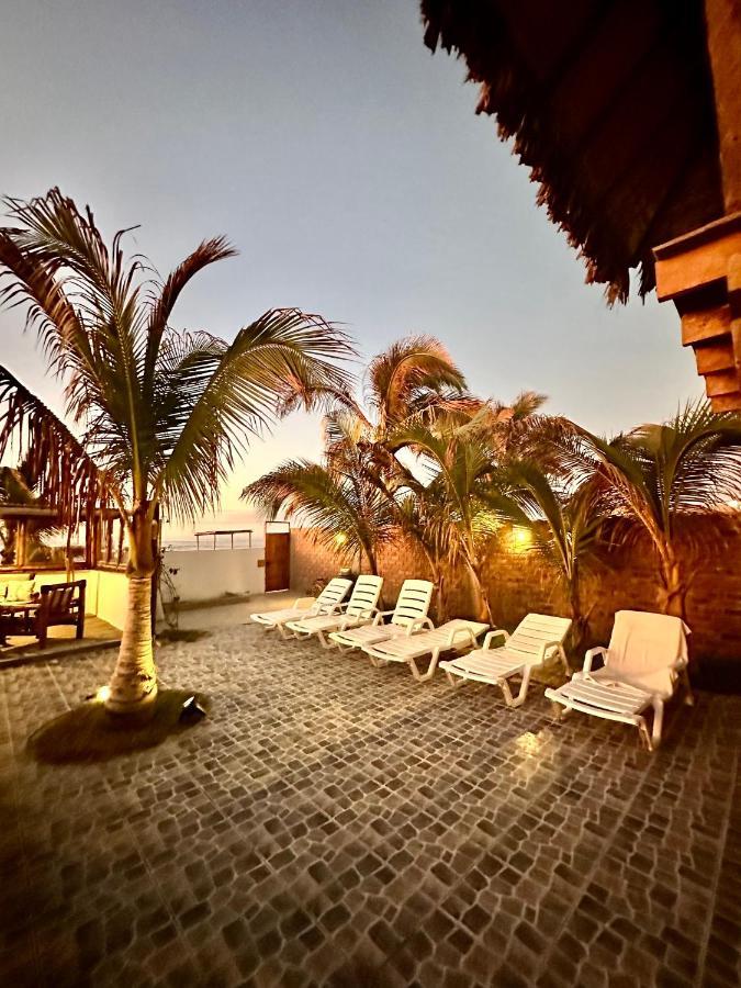 Hotel Puerto Antiguo Los Organos Bagian luar foto