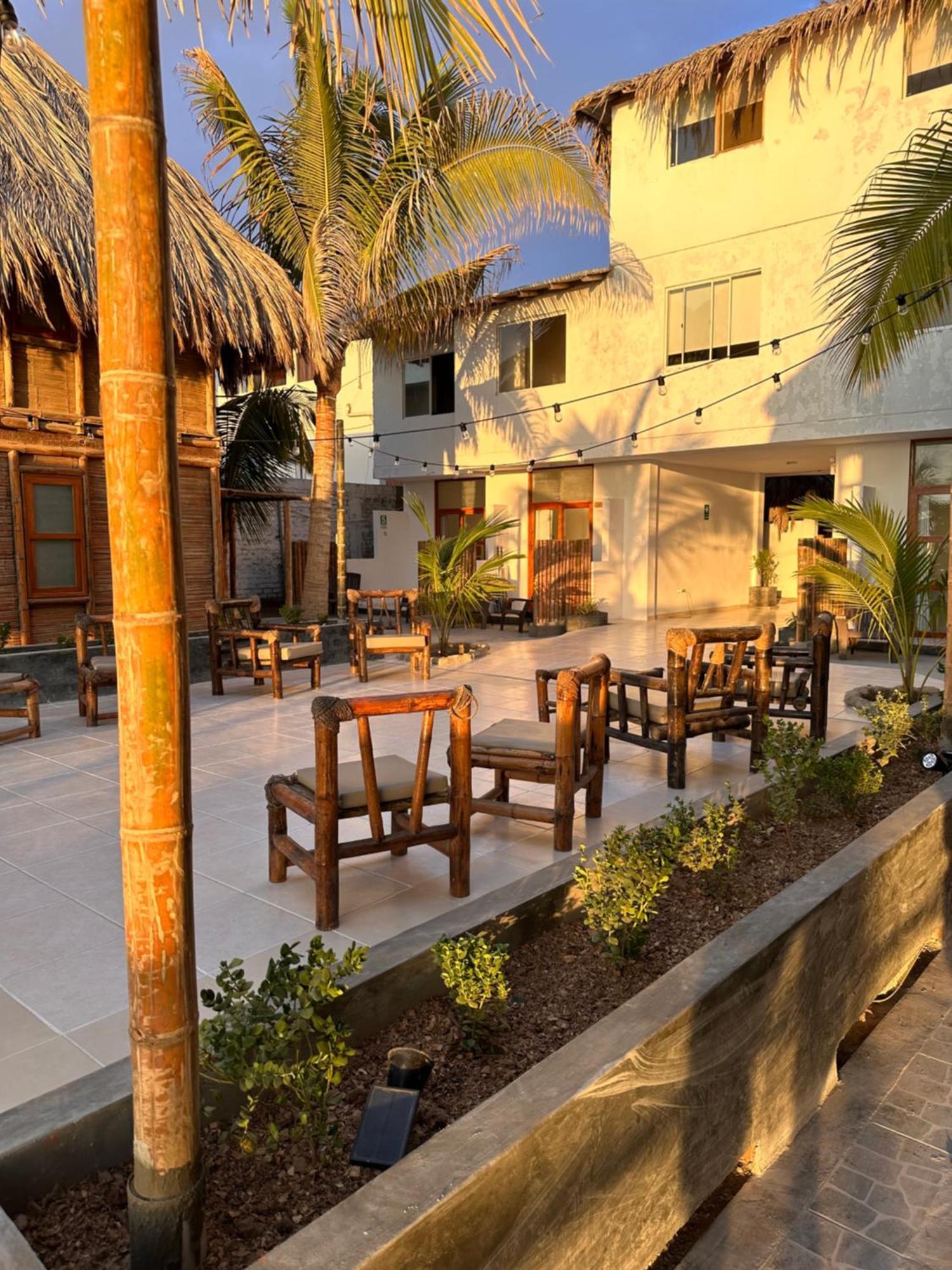 Hotel Puerto Antiguo Los Organos Bagian luar foto